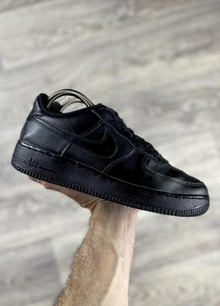 Nike air force кроссовки 38 размер кожаные чёрные оригинал