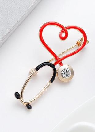 Брошь медицинская «стетоскоп с сердцем»3 фото