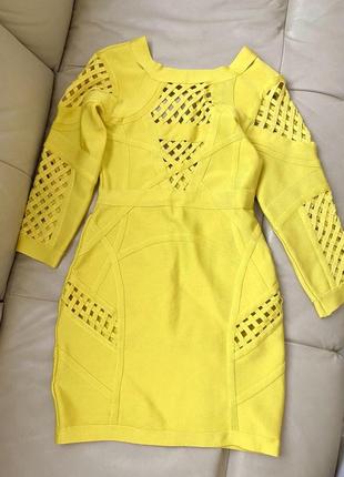 Плаття утяжка