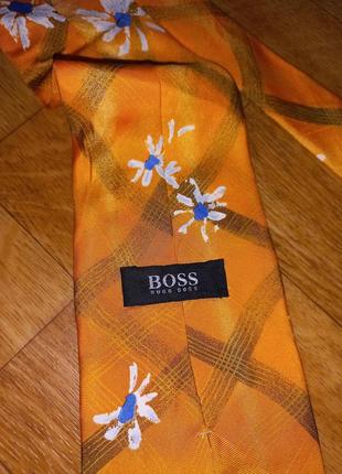 Чарівна шовкова краватка hugo boss1 фото