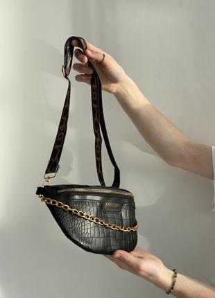 Жіноча сумка fashion бананка крос-боді на ремінці через плече чорна4 фото