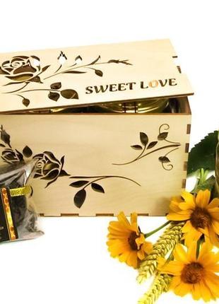 Подарунковий набір з медом та чаєм sweet love premium #1