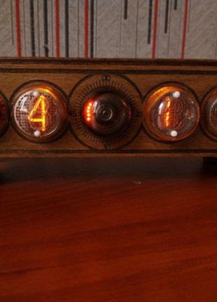 Часы ламповые  на ин 4 + декатрон ог3 nixie clock