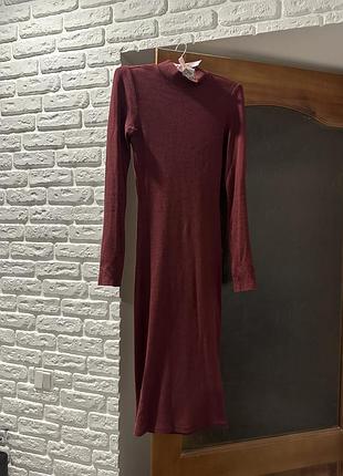 Платье облегающее