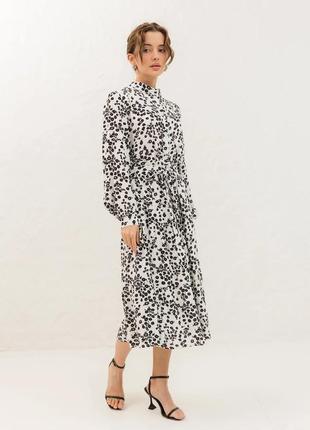 Штапельное платье меди длины с цветами 42-52 размеры разные цвета