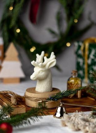 Свічка олень, новорічна свічка, зимовий декор, зимова свічка