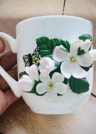 Чашка з декором «яблуневий цвіт»3 фото