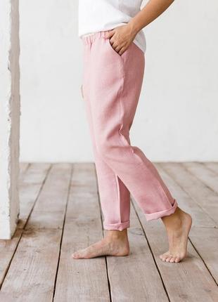 Льняные брюки в розовом цвете4 фото