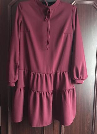 Вільне стильне платтячко кольору бордо