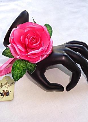 Цветочный браслет на руку  из ткани "розовая роза"