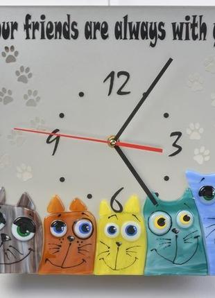 Часы настенные "коты друзья" (friends)2 фото