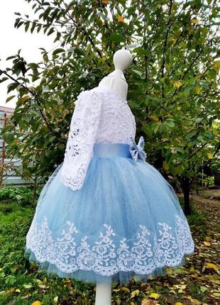 Блакитне ошатне плаття дитяче на будь-яке свято3 фото