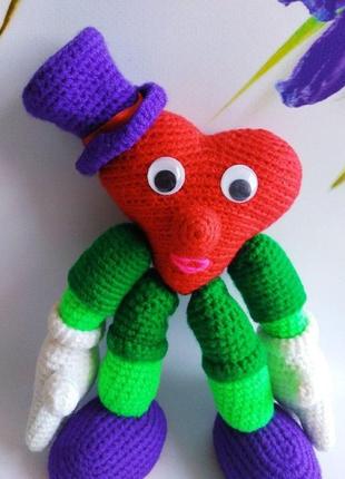 Авторская игрушка в подарок, вязаная игрушка с сердцем, детская игрушка3 фото