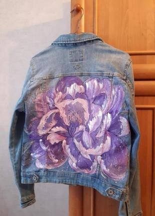 Куртка джинсовая с рисунком