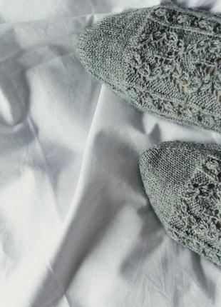 Женские носки с ажурным узором и шишечками4 фото