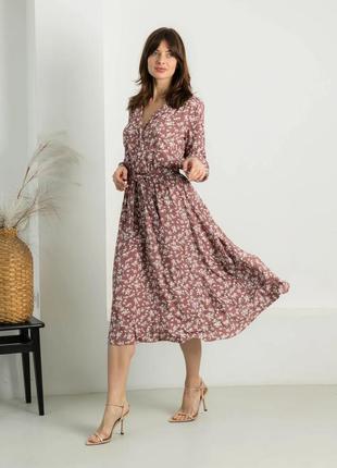 Штапельна сукня-сорочка міді довжини з квітами 42-52 розміри різні кольори