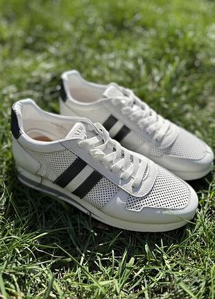 Кросівки fabi 3