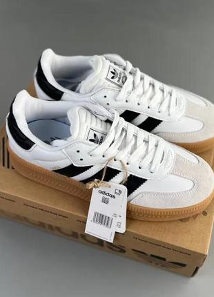 Кроссовки adidas samba white black.