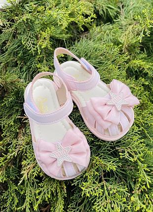 Босоніжки сандалі для дівчинки