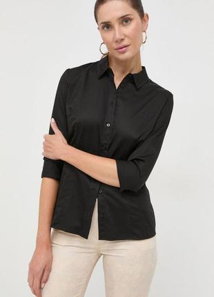 Лляна жіноча сорочка чорного кольору