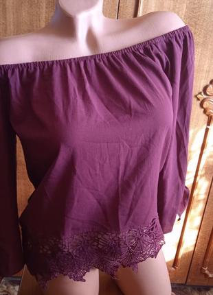 Блуза с кружевом