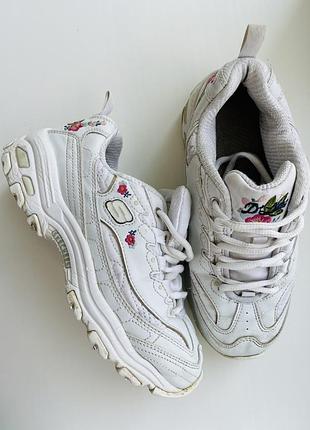 Кроссовки sketchers