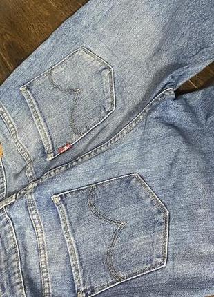 Джинси levis модель 7213 фото