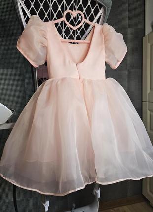 Дитяча пишна ошатка святкова рожева легенька сукня для дівчинки на свято випускний 98 104 110 116 122 1288 фото