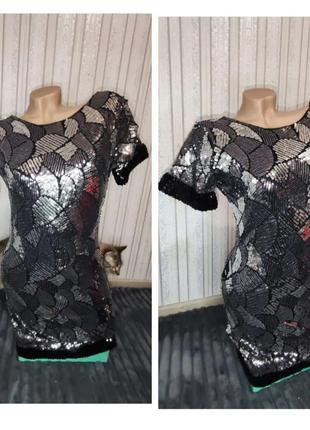Платье, имеет дефект, с
цена: 30 грн