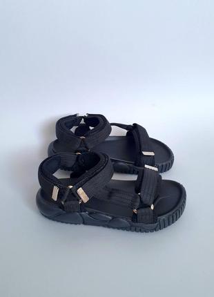 Сандалі 32-36 люкс якості. в наявності
