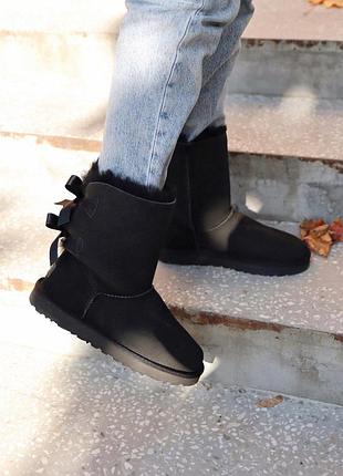 Жіночі чорні уггі ugg 2 stripe black