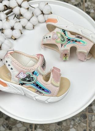 Босоніжки love рожеві