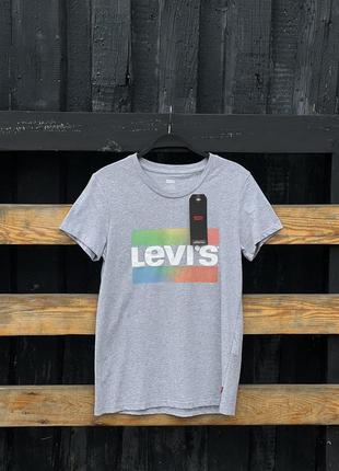 Футболка levi’s