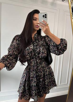 Сукня жатий шовк з гудзиками клеш чорна в квіти7 фото