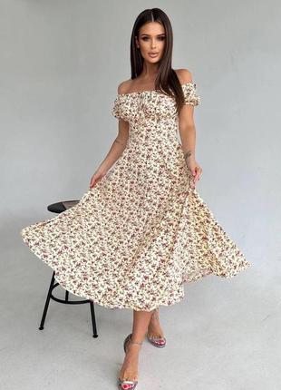 Платье сарафан в цветочный принт открытые плечи