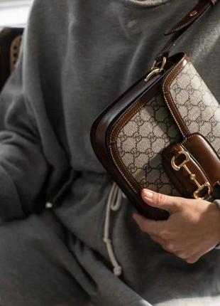 Бежева і молочна. трендова шкіряна сумка gucci big premium сумочка4 фото