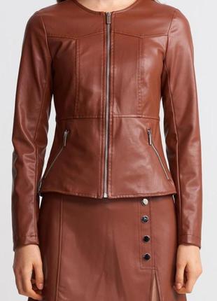 Шкіряна курточка, жакет екошкіра, на підкладці 34розмір коричнева