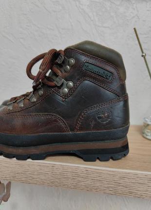 Шкіряні туристичні черевики timberland euro hiker boots women brown
оригінал4 фото