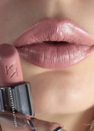 Кремовая помада с гиалуроновой кислотой gossamer emotion cremy lipstik kiko milano4 фото