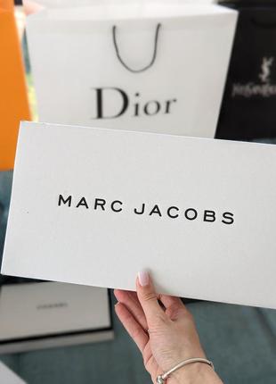Фирменная упаковка коробка marc jacobs , упаковка на подарок. подарочная брендовая упаковка марк джейкобс