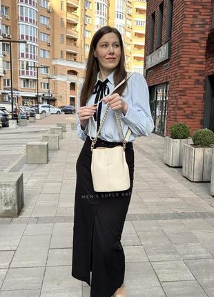 Елегантна жіноча сумочка з натуральної шкіри виробництва італія