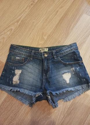 Женские джинсовые шорты, размер s.2 фото