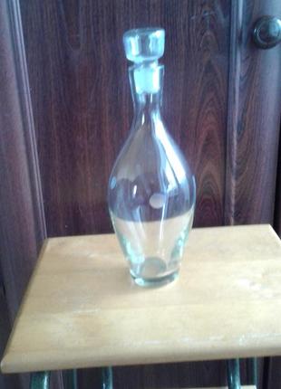 Стеклянный графин ,бутылка ,штоф ,резьба винтаж ссср