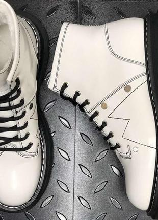 Зимние женские ботинки с мехом alexander mcqueen boots белые (александр маккуин, черевики)2 фото