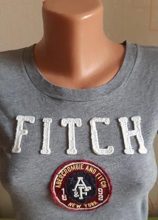 Модная качественная футболка с апликацией abercrombie&fitch made in cambodia2 фото