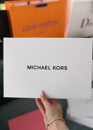 Фирменная упаковка коробка michael kors, упаковка на подарок. подарочная брендовая упаковка майкл корс1 фото