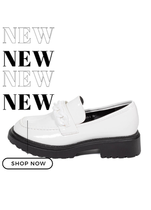 Стильные туфли - лоферы белого цвета