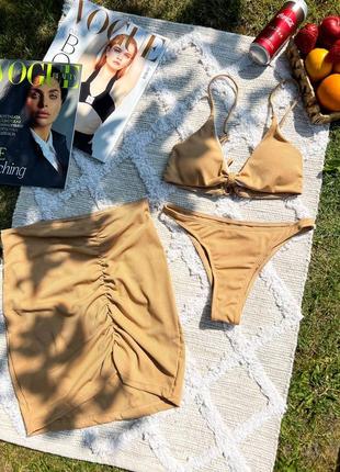 Стильний купальник в комплекті зі спідничкою