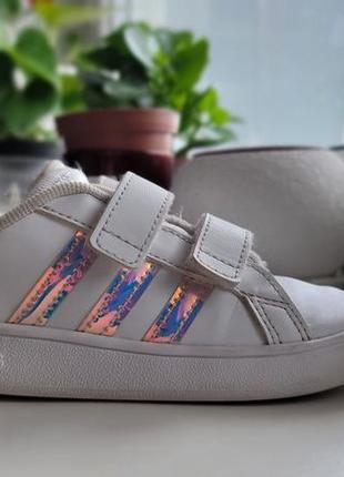 Кроссовки adidas 25,5р.1 фото