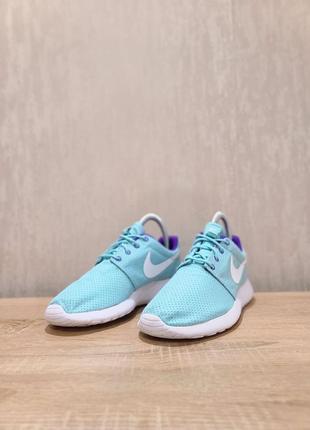 Женские кроссовки "nike rosherun "3 фото